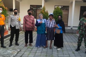 Menjemput Calon Santri Istimewa Griya Lansia Malang