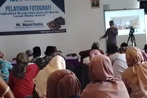 Gandeng Radar Bojonegoro, NH Gelar Pelatihan Fotografi untuk Anggota IBUQU