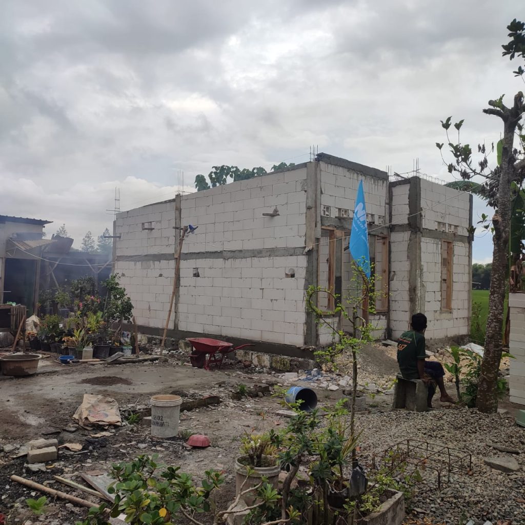 Bangun Rumah Korban Kebakaran