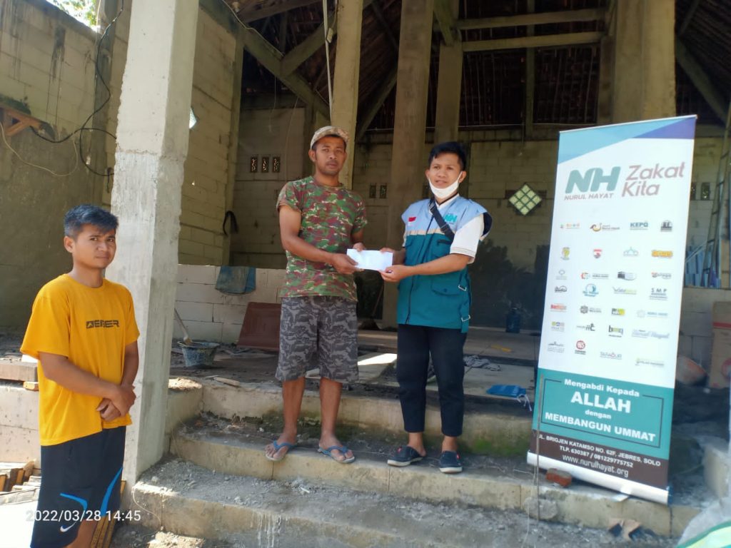 Bangun Masjid Miftahul Jannah