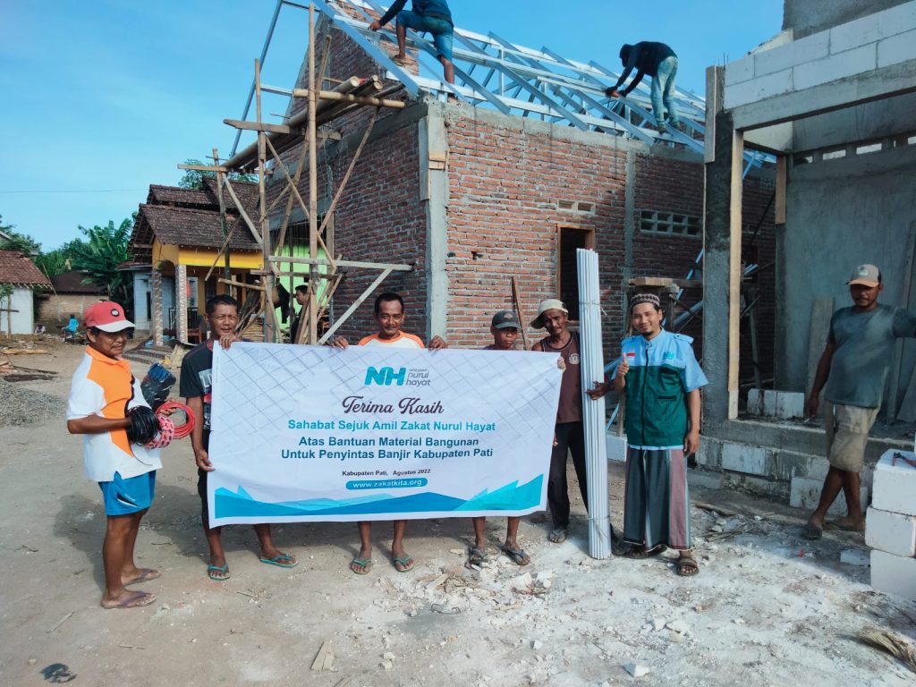 Instalasi Listrik untuk Penyintas Banjir Bandang