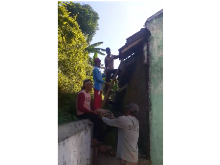 Sedekah Jariyah Renovasi Atap Mushola An-Nur