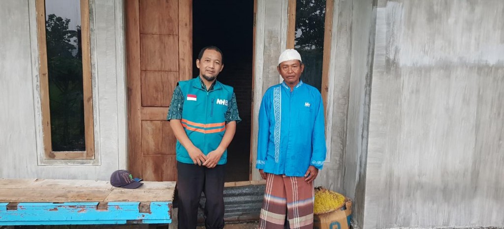Bantu Pasang Listrik Rumah Pak Kasim