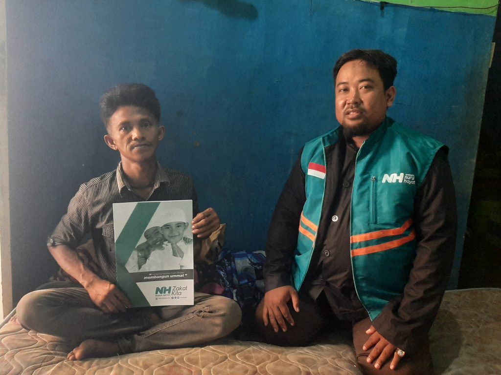 Bantu Kebutuhan Hidup Adik Ardi