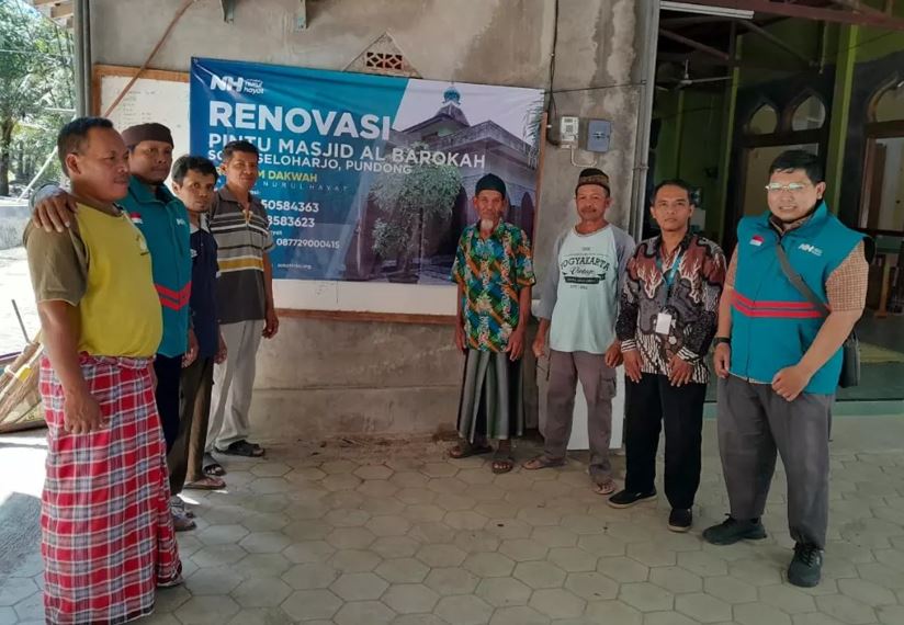 Renovasi Pintu dan Jendela Masjid Al Barokah