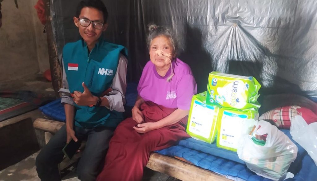 Bantuan Kebutuhan Pokok Untuk Dhuafa