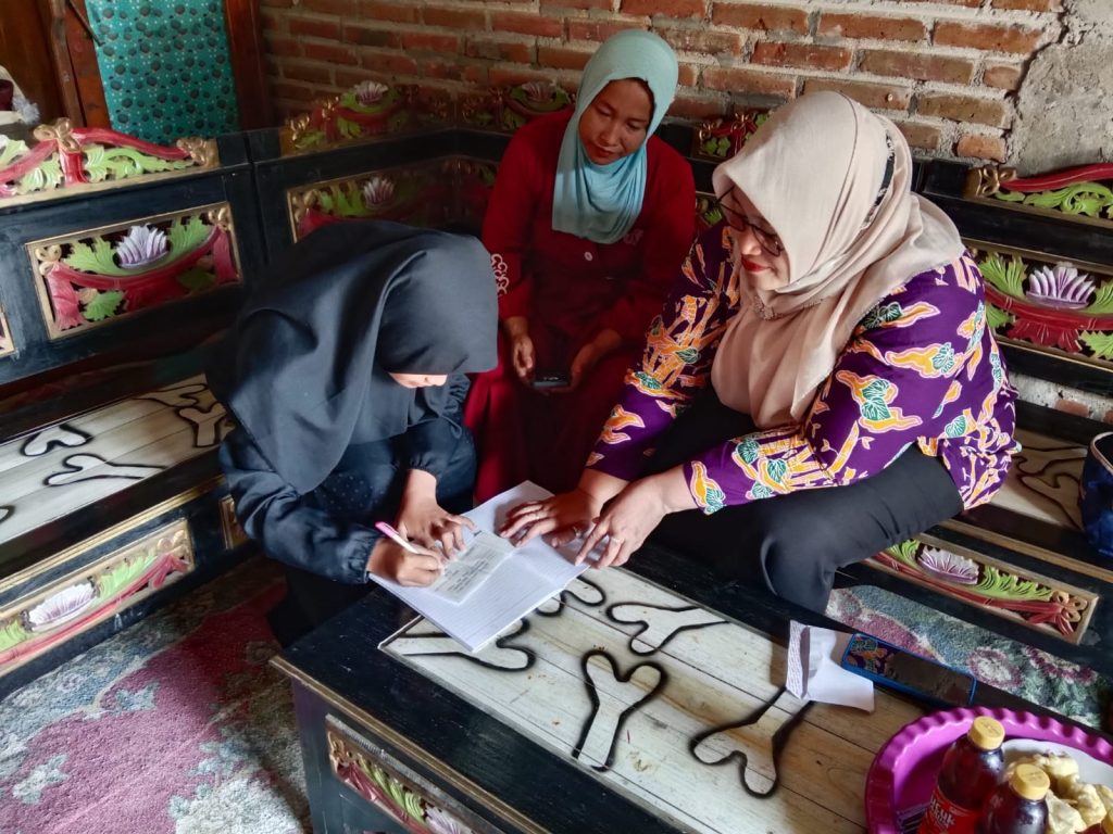 Bantu Modal Usaha untuk Ibunda Adik Areka