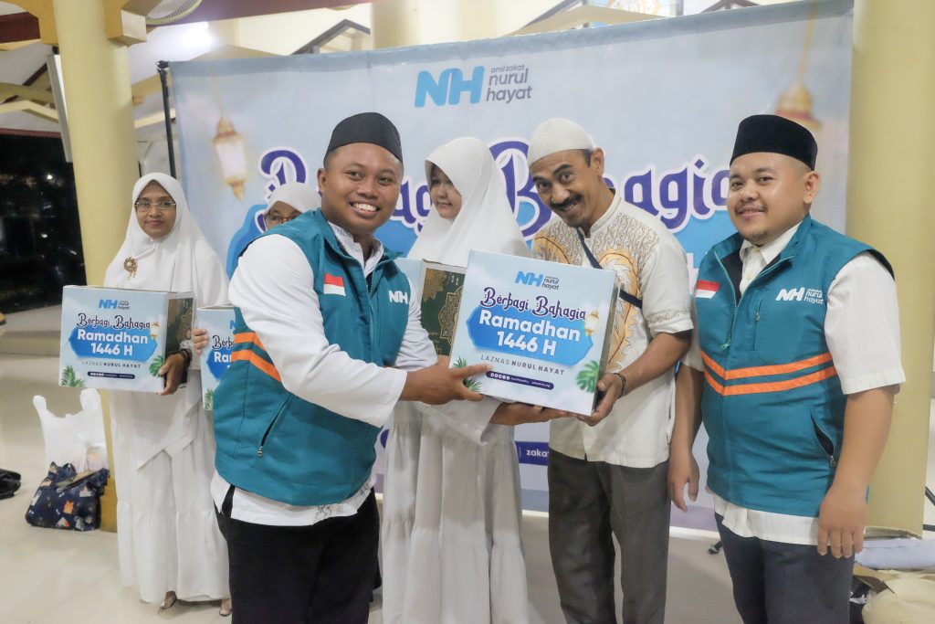 Bingkisan dan THR untuk Guru Al Quran Sahabat Tuli
