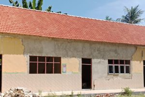 Sekolah Ambruk di Sapeken Kini Berdiri Kembali