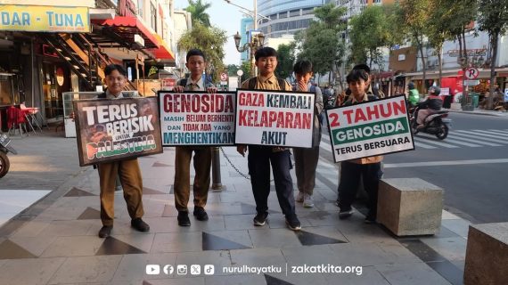 Aksi Berisik 14 Kota: Nurul Hayat Merawat Ingatan Dua Tahun Genosida Palestina